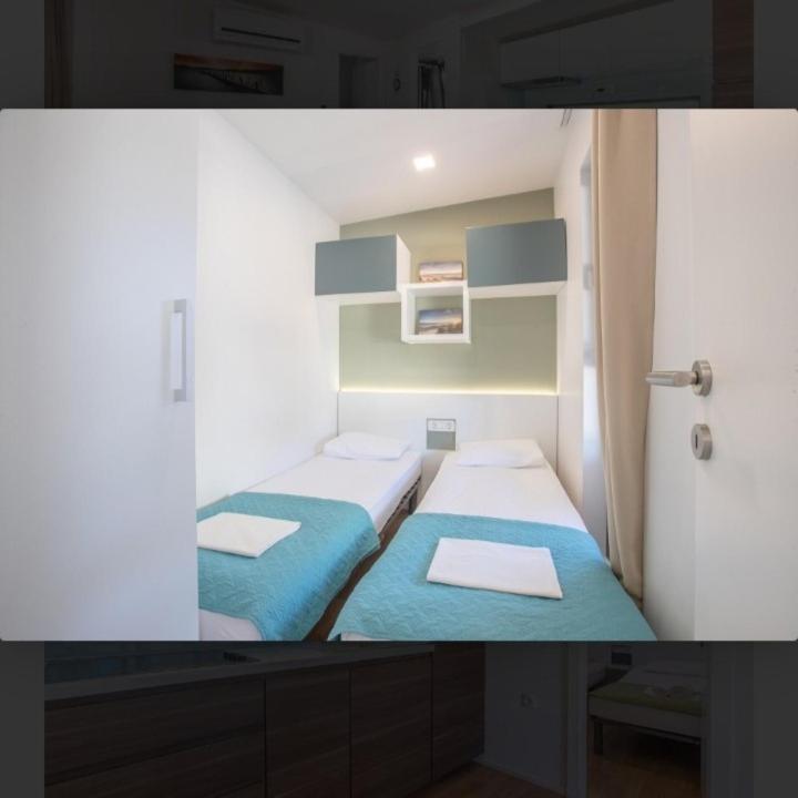 Tomica Apartments With Pool Biograd Na Moru Luaran gambar