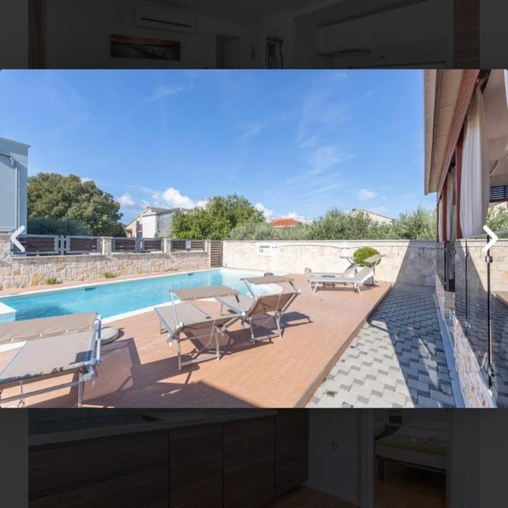 Tomica Apartments With Pool Biograd Na Moru Luaran gambar