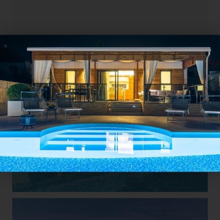 Tomica Apartments With Pool Biograd Na Moru Luaran gambar